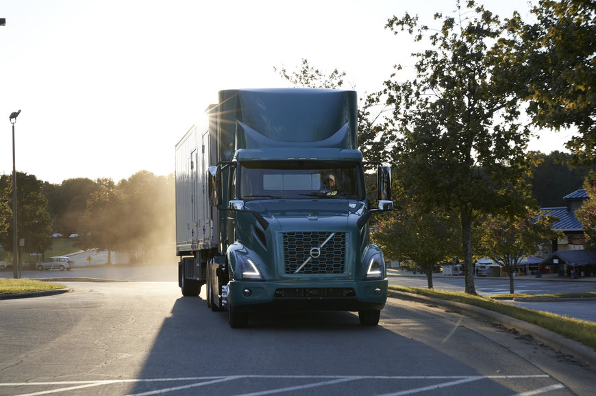 Volvo Trucks Highlights Safety, Sustainability, and Customer Solutions at ATA’s 2024 MCE